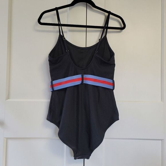 Jessica simpson ribbed belted one piece swimsuit - Picture 13 of 14